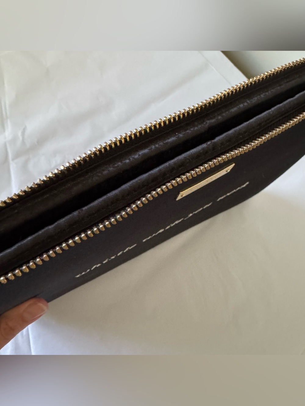 KATE SPADE Padded Laptop Computer Case - Picture 3 of 4